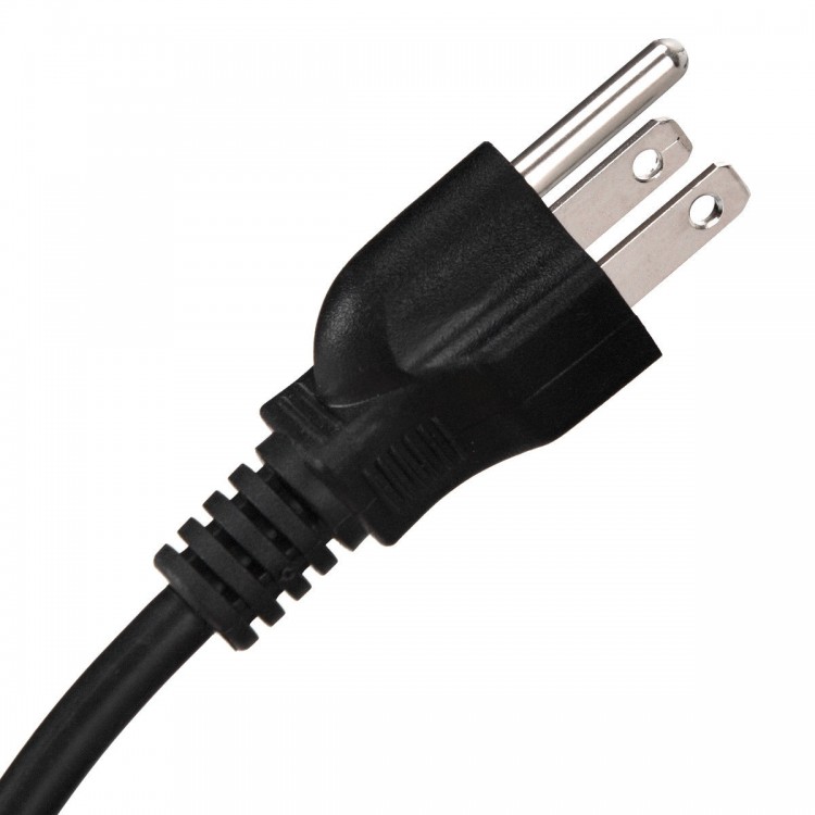 Close-up of the power plug for the 950 W air blower pump fan, designed for inflatable bounce houses and water slides.