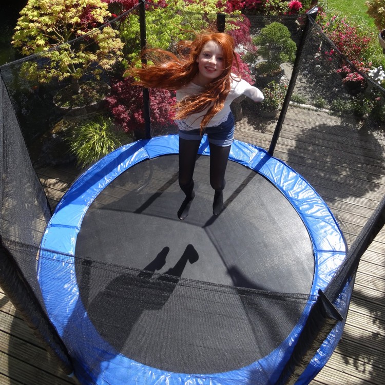 Replacement 8 ft trampoline jumping mat made of durable PP, perfect for outdoor workouts and gymnastics.
