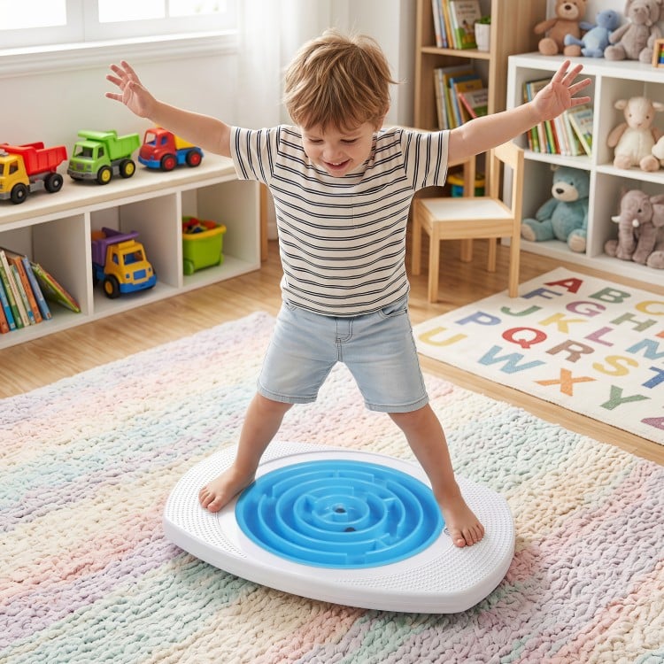 Child joyfully balancing on the Balance Board Maze, designed with an anti-slip surface and three maze discs for safe play.