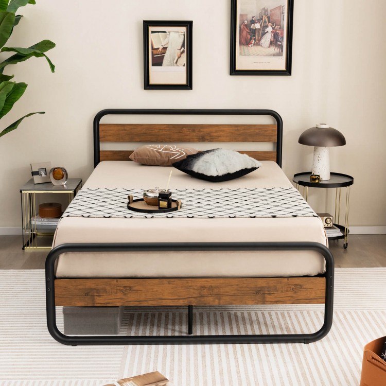 Arc Platform Bed close-up of the sturdy metal frame and rustic headboard design, ensuring stability and easy cleaning.