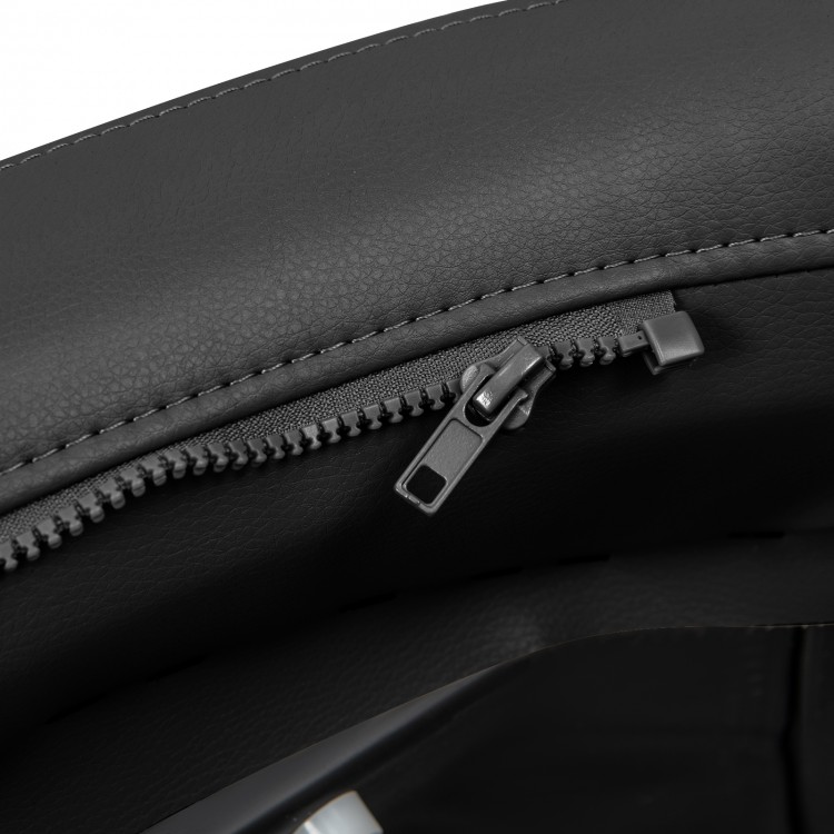 Close-up of the zipper detail on the black Massage Chair Capsule, featuring soft PU leather for comfort and durability.