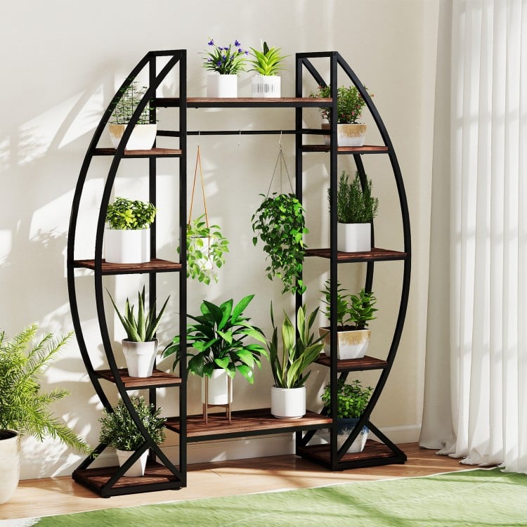 Curved 10-tier indoor plant stand in brown metal, perfect for displaying potted plants in living rooms or balconies.