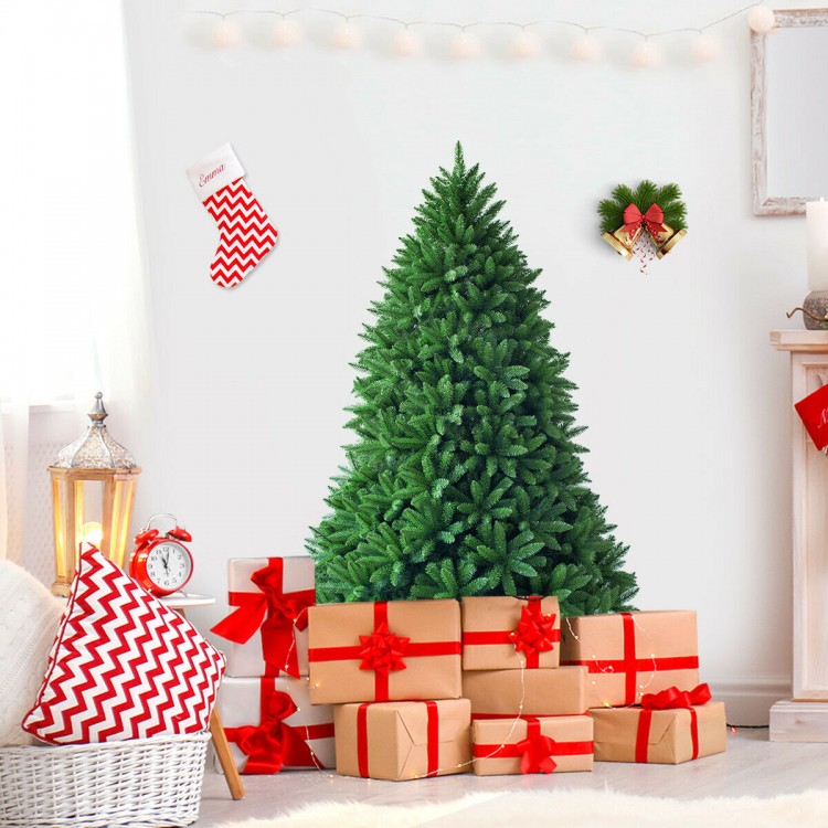 5 feet artificial fir Christmas tree with 600 branch tips, featuring a realistic design, perfect for festive home.