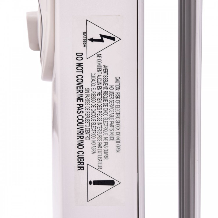 Close-up of the control panel on a 1500 W electric oil-filled radiator heater with adjustable thermostat and safety.