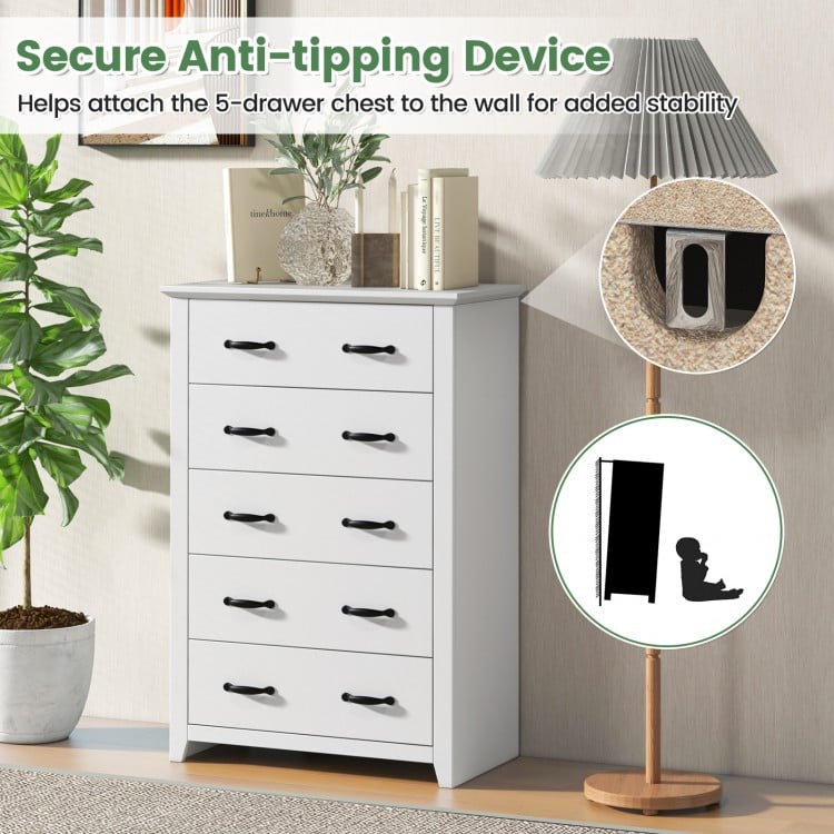 Tall storage dresser in white with 5 pull-out drawers, featuring an anti-tipping device for added safety and stability.