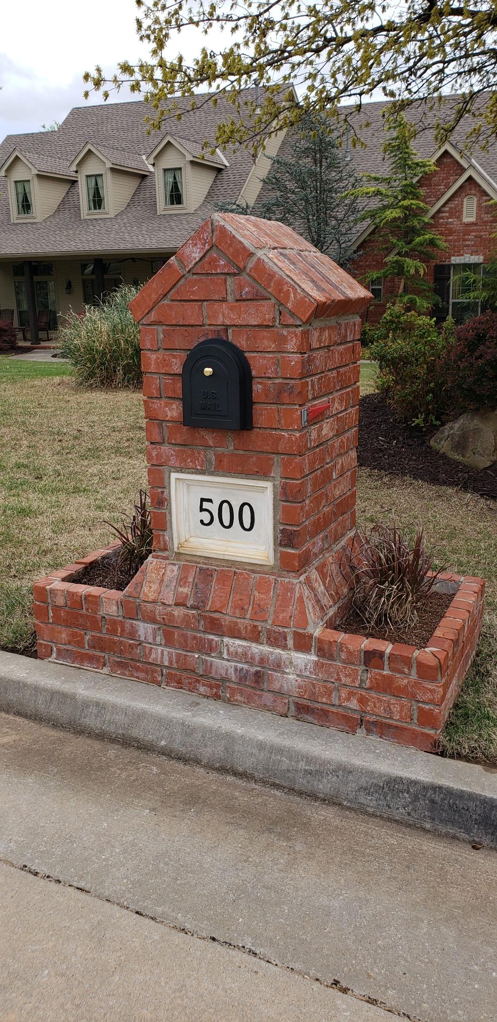 Great solution to my rusty old mailbox door